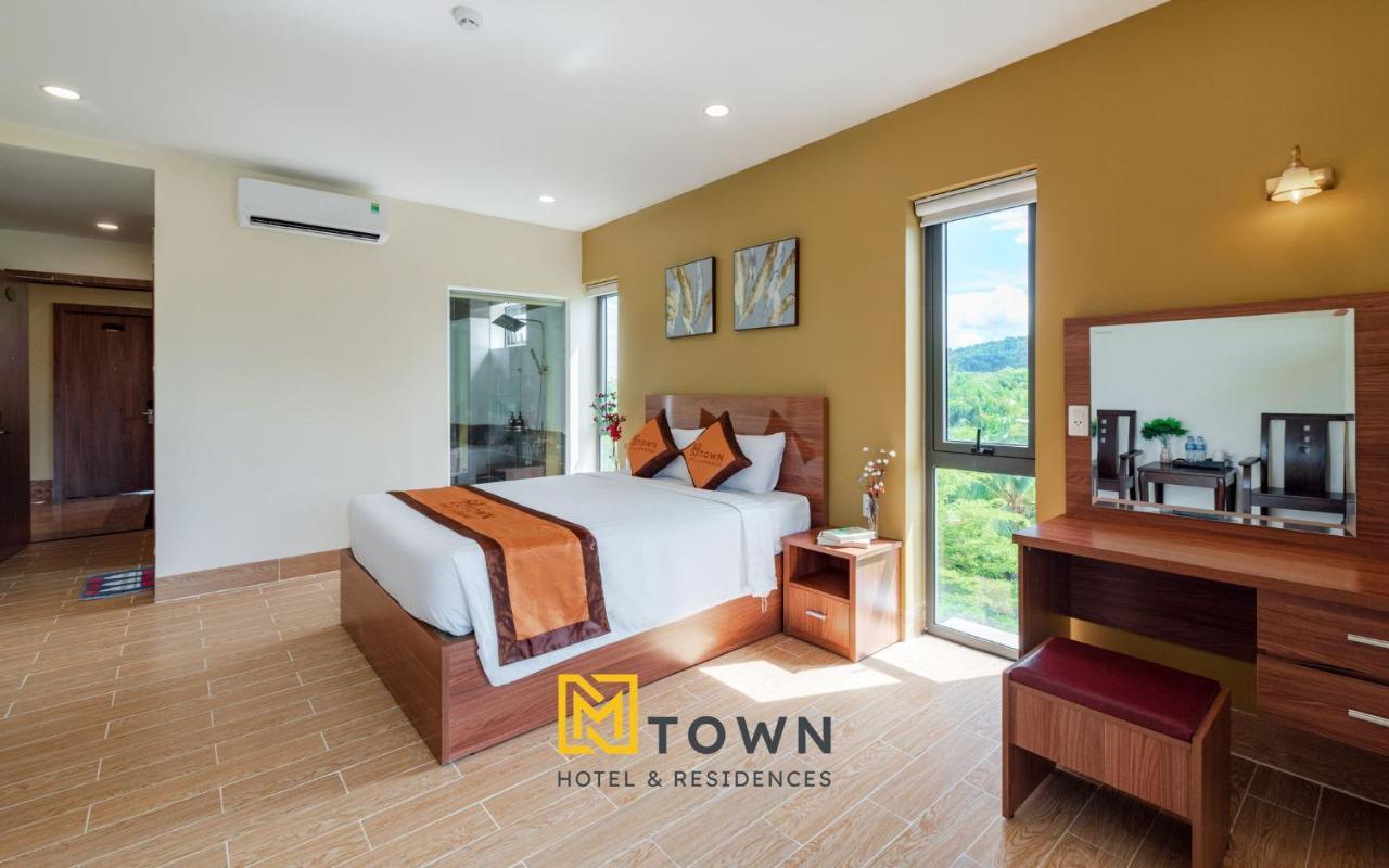 Mtown Hotel & Residences Phu Quoc - Long Beach Centre Phú Quốc Exterior photo